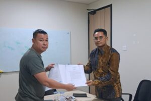 fef301f3-ea74-4f91-9873-d25412e43d62